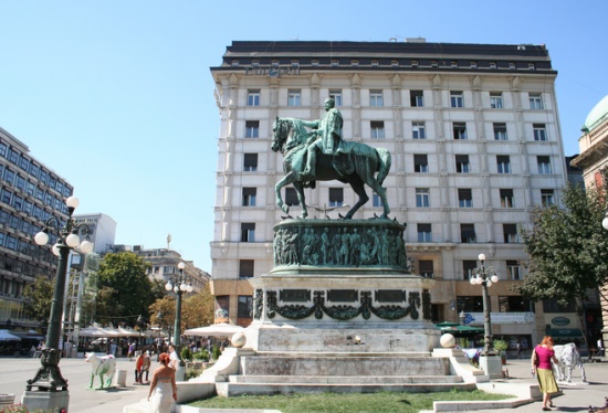 Бронзовая статуя князя Михаила Обренович III