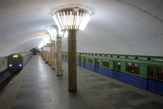 Станция метро "Центральный рынок" возле Благовещенского базара