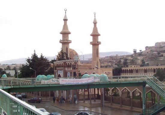 Мечеть в городе Дерна